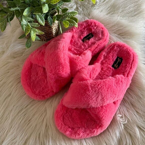Seven7 Kiki Hot Pink Faux Fur Slide Slippers Size 7 - Picture 2 of 7